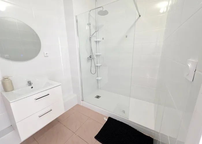 Проживание в семье 4 *